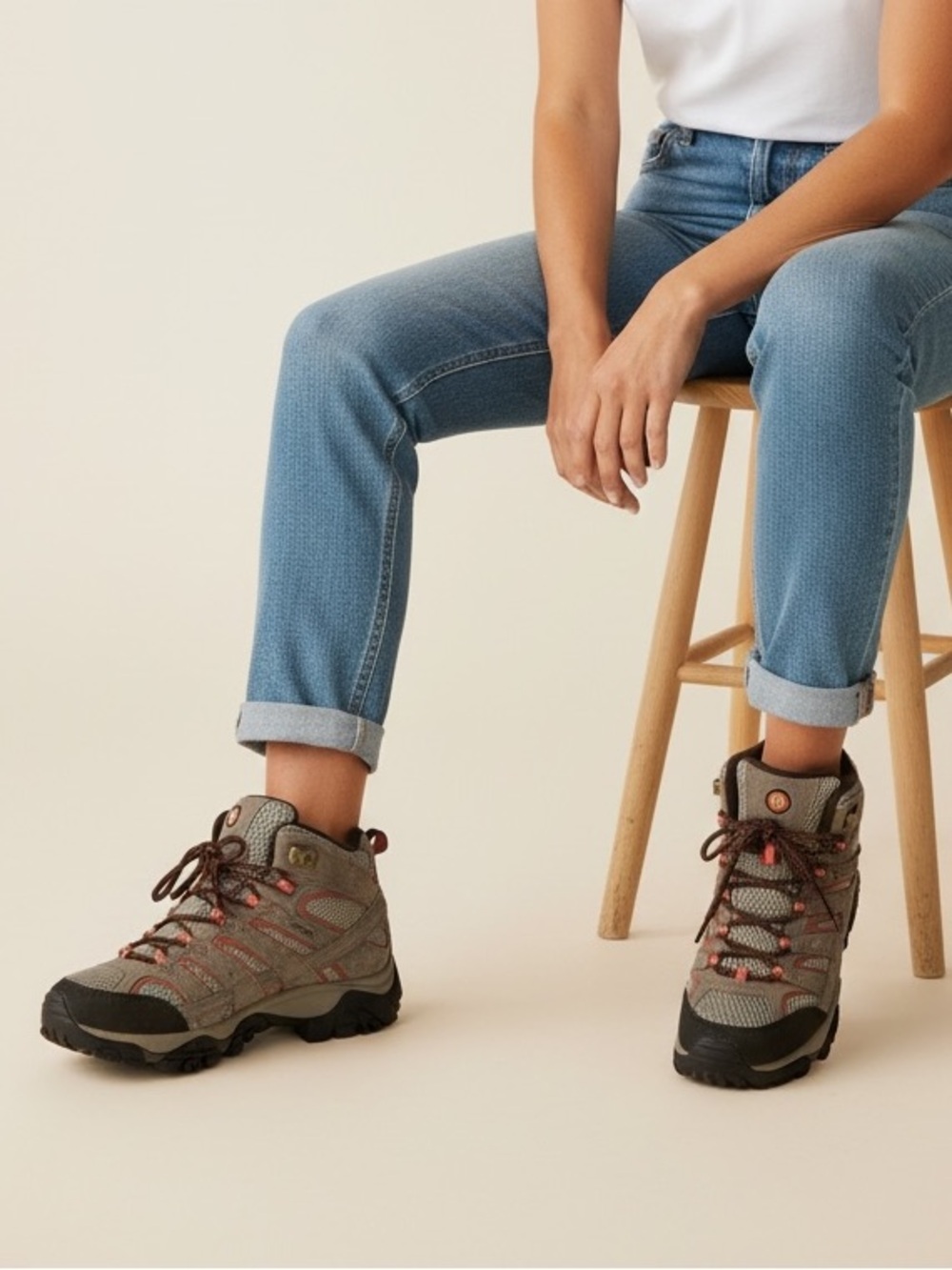 Merrell Vibram Waterproof Women Hiking Boots High Top Shoes Size 8.5